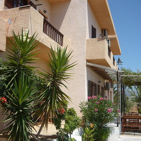 Villa Victoria Makrýgialos Quarto foto