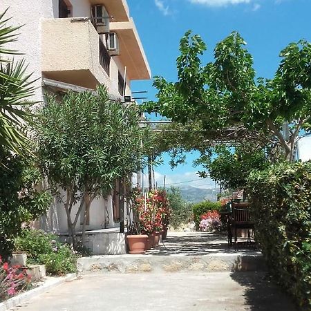 Villa Victoria Makrýgialos Exterior foto
