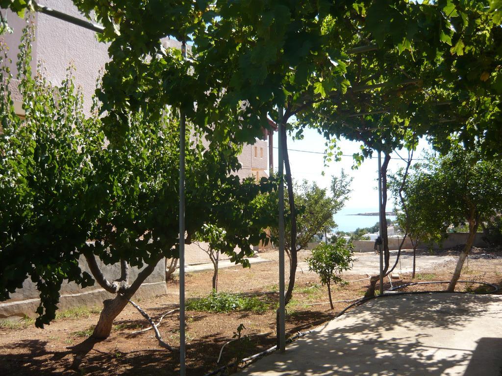 Villa Victoria Makrýgialos Exterior foto
