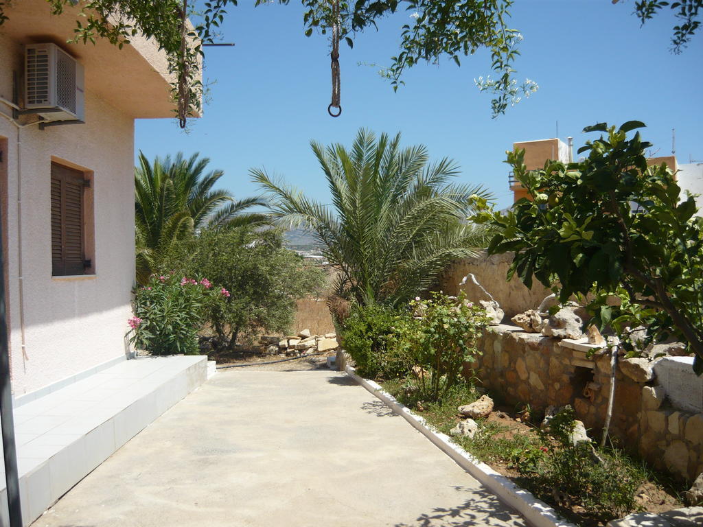 Villa Victoria Makrýgialos Quarto foto