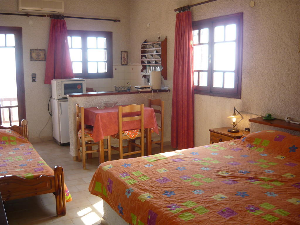 Villa Victoria Makrýgialos Quarto foto