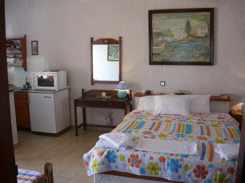 Villa Victoria Makrýgialos Quarto foto